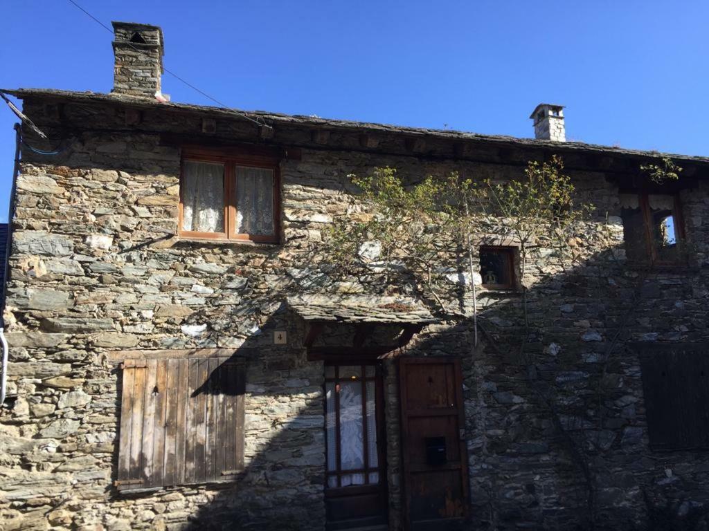 Casa De La Font De Dalt Villa Queralbs Luaran gambar